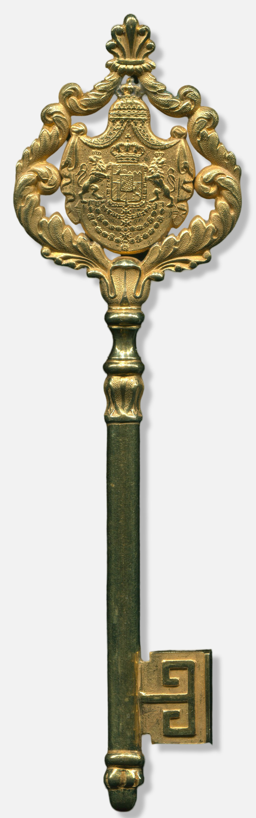 Ein bayerischer Kammerherrenschlüssel aus dem Jahre 1900, hohl gefertigt und vergoldet, mit dem bayerischen Staatswappen.